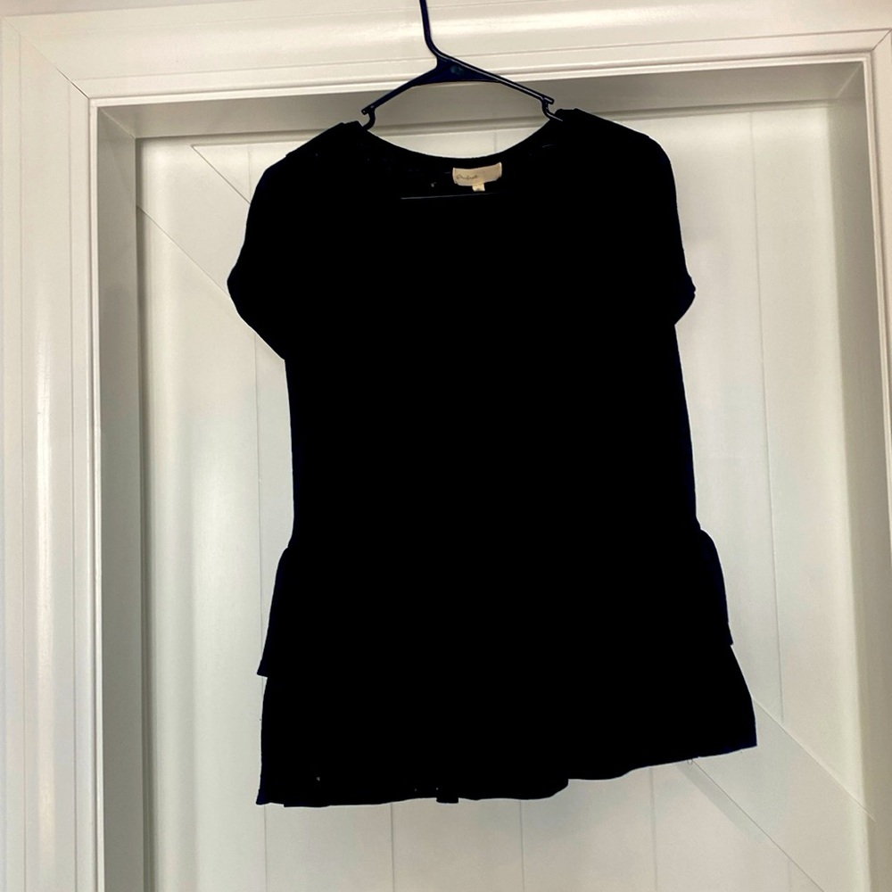 Black shirt